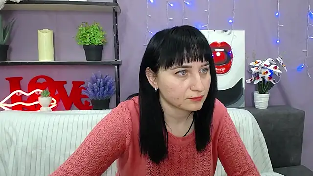 NinaFlawlees online show from 03-19-25, 10:53