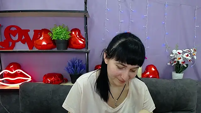 NinaFlawlees online show from 03-06-25, 02:51