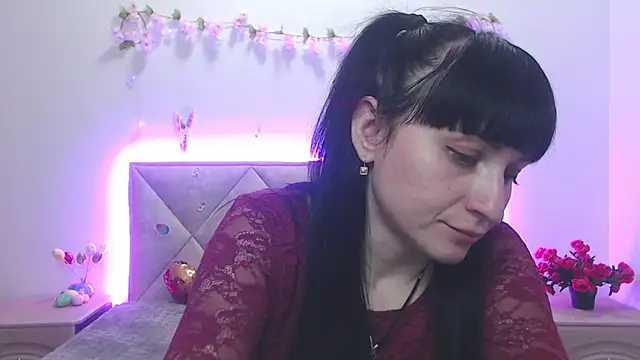 NinaFlawlees online show from 04-16-26, 12:06