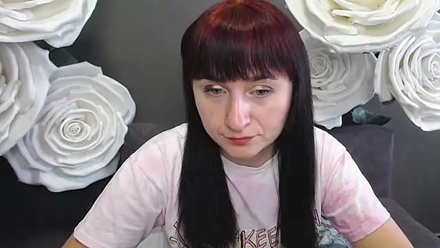 NinaFlawlees online show from 09-20-25, 11:59