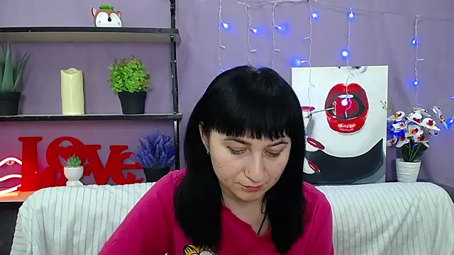 NinaFlawlees online show from 03-16-25, 01:38