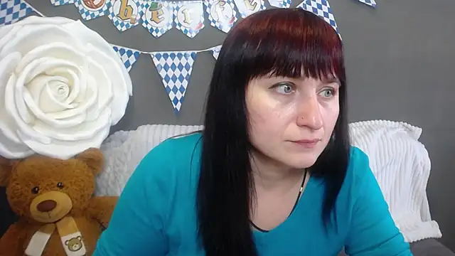 NinaFlawlees online show from 10-04-25, 11:56