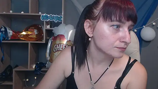 NinaFlawlees online show from 10-08-25, 11:56