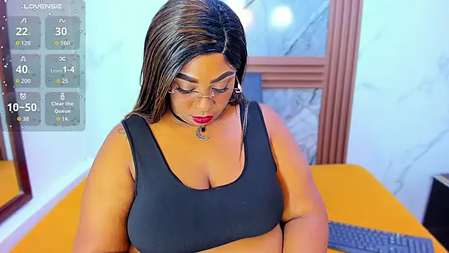 HannyMansonh online show from 10-19-25, 03:42