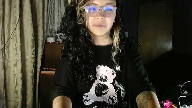 Hathorlove online show from 11-29-25, 09:53