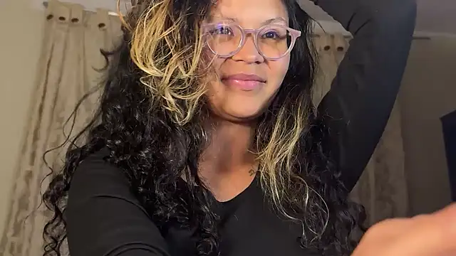 Hathorlove online show from 06-19-26, 05:24