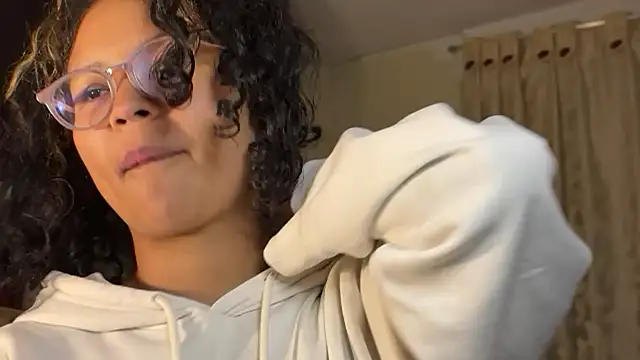 Hathorlove online show from 07-18-26, 10:13