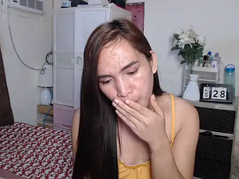 Msyensmith online show from 10-28-25, 01:32