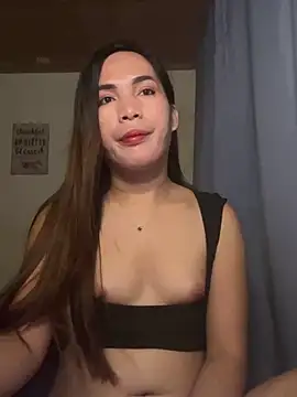 Snapshot of Msyensmith chatting on 03-13-25, 11:19 Msyensmith online show from 03-13-25, 11:19