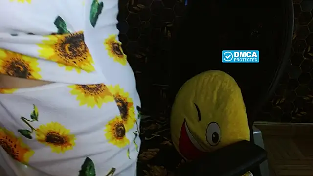 KinderrJoy online show from 07-16-26, 05:04