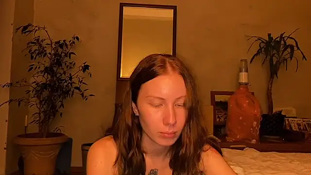 Snapshot of elfess chatting on 09-17-25, 06:21 elfess online show from 09-17-25, 06:21