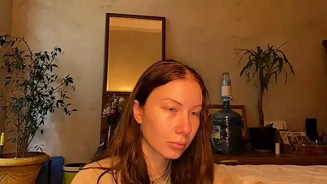 Snapshot of elfess chatting on 10-04-25, 06:48 elfess online show from 10-04-25, 06:48