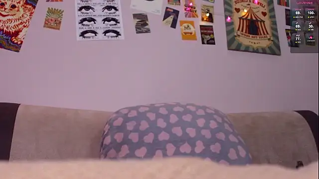 Luna Blake online show from 03-12-26, 12:42