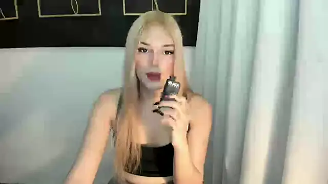 Snapshot of hotstellacumxxx chatting on 09-28-25, 02:02 hotstellacumxxx online show from 09-28-25, 02:02