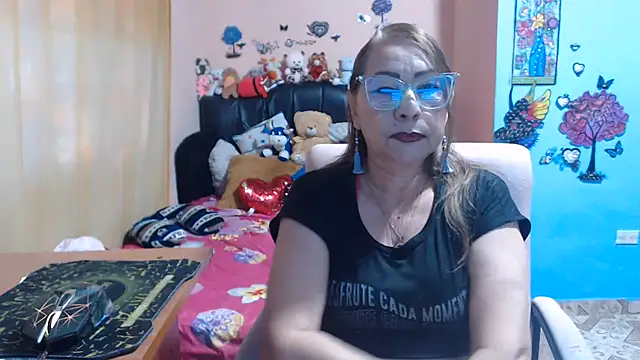 milfeddy  online show from 06-04-26, 09:19
