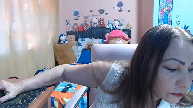 milfeddy  online show from 07-10-26, 08:09
