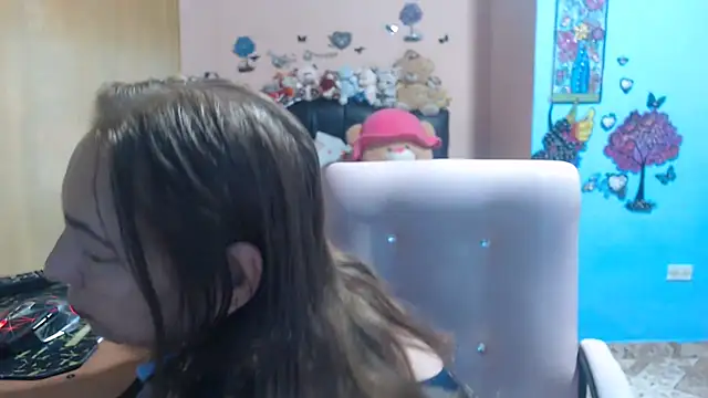 milfeddy  online show from 05-06-26, 11:47