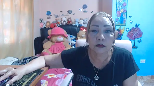 milfeddy  online show from 05-27-26, 09:00