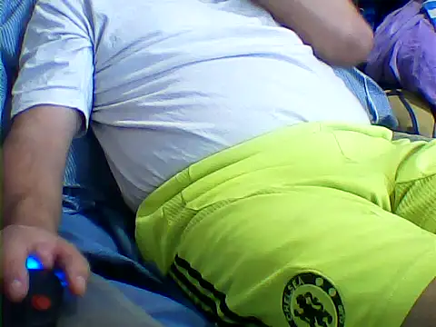 Snapshot of messi_syssy chatting on 10-06-25, 12:17 messi syssy online show from 10-06-25, 12:17