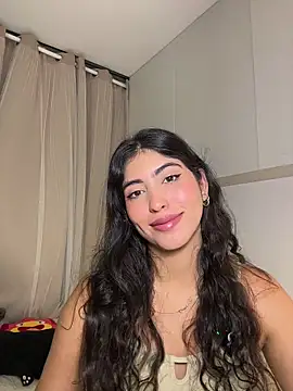 Snapshot of Gaby_zahir_ chatting on 05-20-26, 09:28 Gaby zahir online show from 05-20-26, 09:28