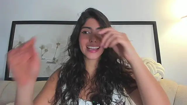 Gaby zahir  online show from 01-12-26, 02:29