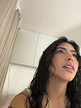 Gaby zahir  online show from 10-29-25, 03:22