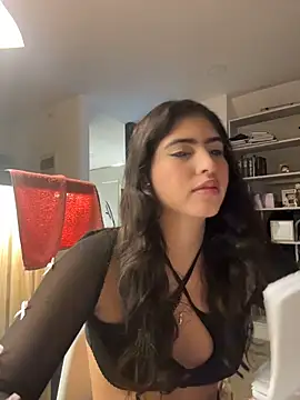 Gaby zahir  online show from 11-14-25, 09:57