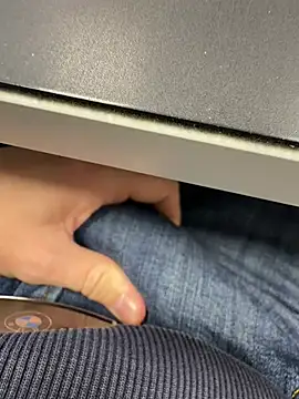 Snapshot of KielerMen chatting on 02-05-26, 01:45 KielerMen online show from 02-05-26, 01:45