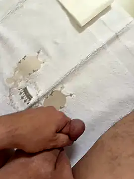 Snapshot of KielerMen chatting on 09-16-25, 01:12 KielerMen online show from 09-16-25, 01:12