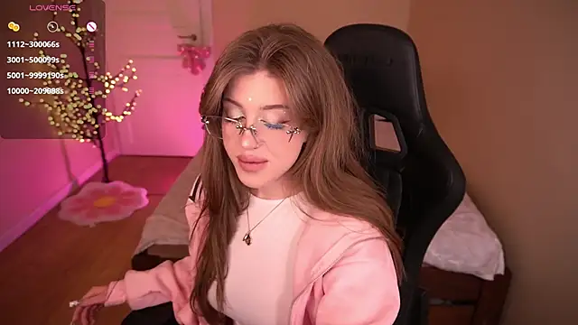 PenellopaRaw online show from 02-21-26, 04:53