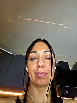 LeticiaWoods online show from 12-05-25, 08:46