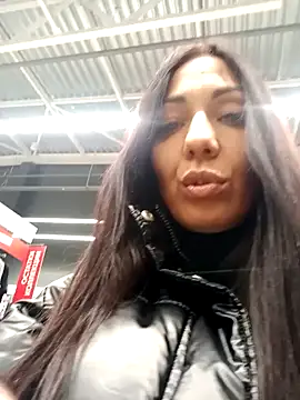 LeticiaWoods online show from 12-29-24, 04:29