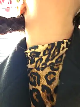 LeticiaWoods online show from 04-19-26, 01:01