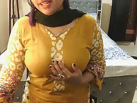 Snapshot of cutebengaligirl chatting on 10-03-25, 07:59 cutebengaligirl online show from 10-03-25, 07:59