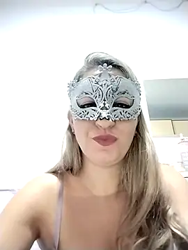 Snapshot of Copazzasoft chatting on 10-15-25, 09:06 Copazzasoft online show from 10-15-25, 09:06