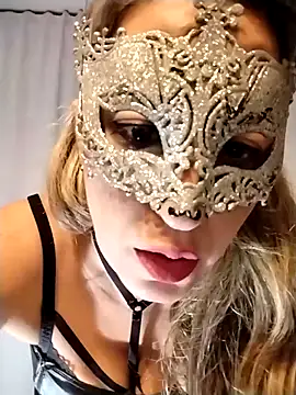 Snapshot of Copazzasoft chatting on 10-06-25, 09:48 Copazzasoft online show from 10-06-25, 09:48