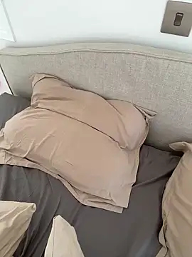 MileySummer online show from 03-01-26, 07:41