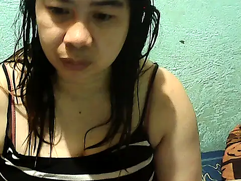 Snapshot of Totally_Naked69 chatting on 07-18-26, 09:40 Totally Naked69 online show from 07-18-26, 09:40