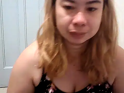 Snapshot of Totally_Naked69 chatting on 01-25-25, 11:54 Totally Naked69 online show from 01-25-25, 11:54