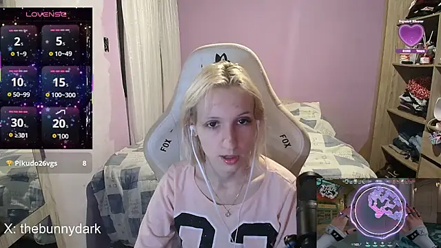 bunnydark00 online show from 04-28-26, 02:10