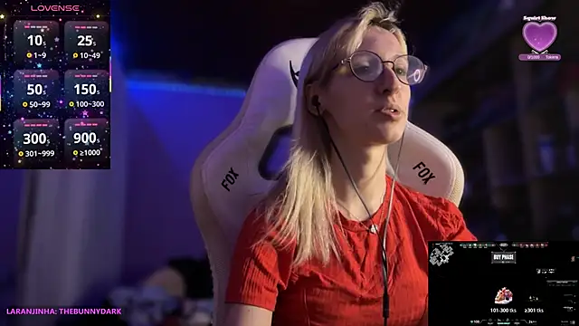 Snapshot of bunnydark00 chatting on 12-23-25, 02:22 bunnydark00 online show from 12-23-25, 02:22