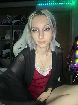 Snapshot of bunnydark00 chatting on 05-22-26, 03:04 bunnydark00 online show from 05-22-26, 03:04