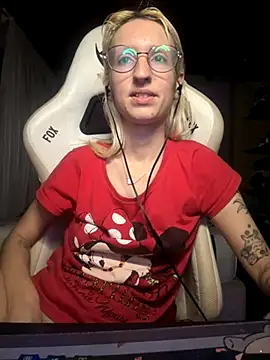 Snapshot of bunnydark00 chatting on 11-27-25, 03:29 bunnydark00 online show from 11-27-25, 03:29