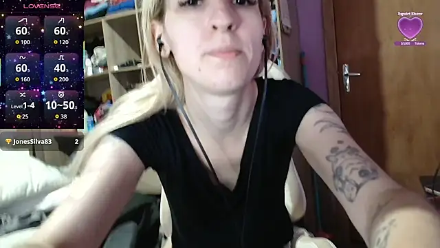 Snapshot of bunnydark00 chatting on 01-07-26, 05:01 bunnydark00 online show from 01-07-26, 05:01