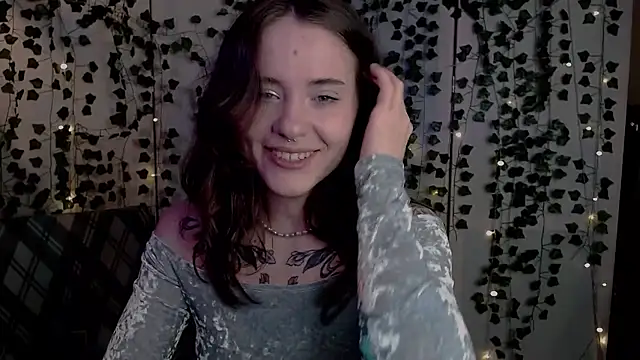risha laas online show from 04-30-26, 08:38
