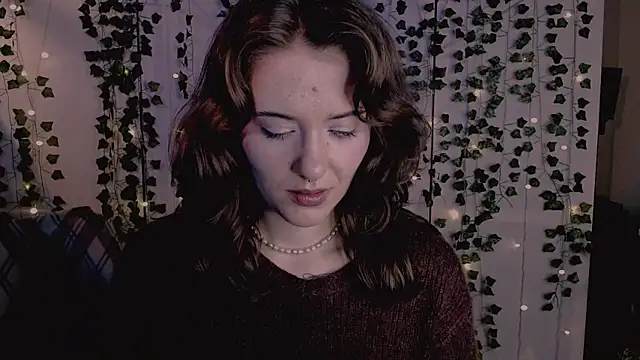 Snapshot of risha_laas chatting on 10-24-25, 08:08 risha laas online show from 10-24-25, 08:08