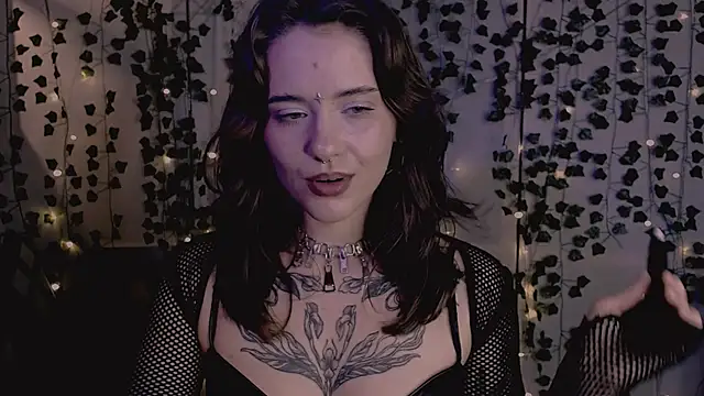 risha laas online show from 11-28-25, 07:58