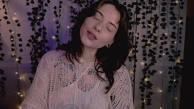 Snapshot of risha_laas chatting on 10-11-25, 08:21 risha laas online show from 10-11-25, 08:21