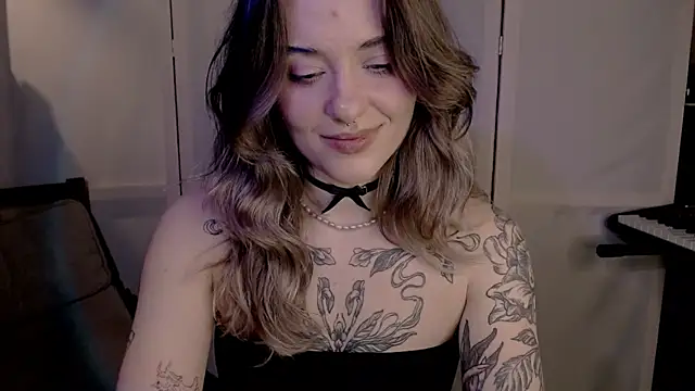 Snapshot of risha_laas chatting on 01-22-25, 10:05 risha laas online show from 01-22-25, 10:05