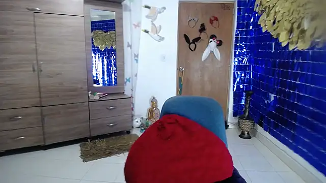 Snapshot of Sweett_Anya chatting on 02-13-25, 01:08 Sweett Anya online show from 02-13-25, 01:08